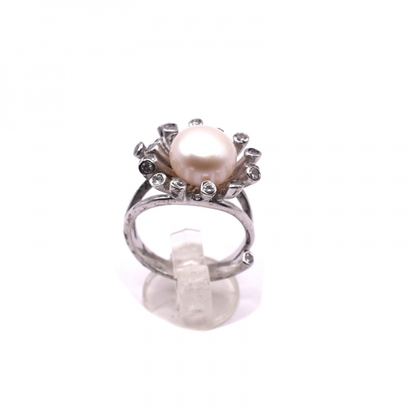 Δαχτυλίδι ασημένιο με μαργαριτάρι και ζιργκόν