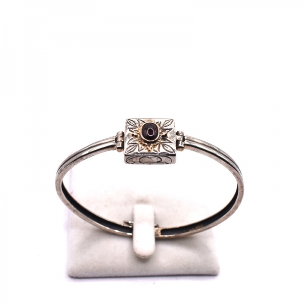 Βραχιόλι ασημένιο με χρυσό Κ14 και γρανάδα πέτρα